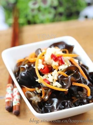 减肥不减美味和健康 蒜泥黑木耳
