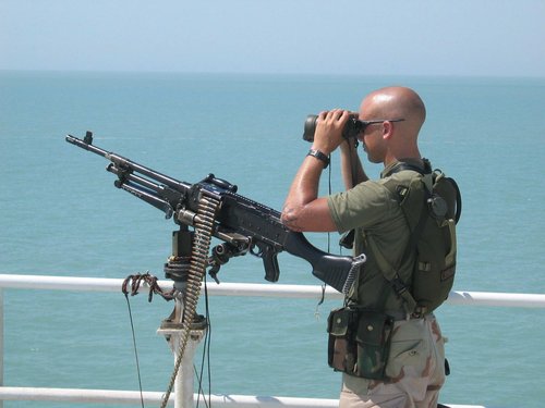 ����½���Ľ��ӵ���о ȡ��Ǧ���ϸ��ӻ���