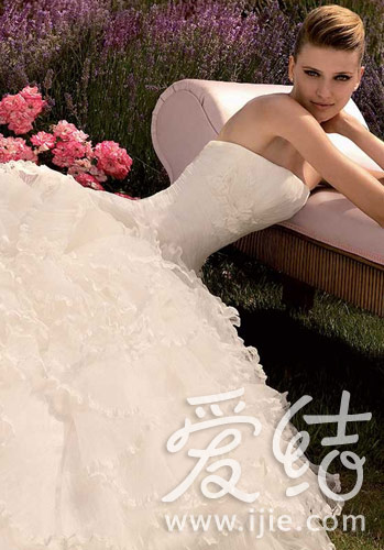 La sposa Դ���������Ļ�ɴ����