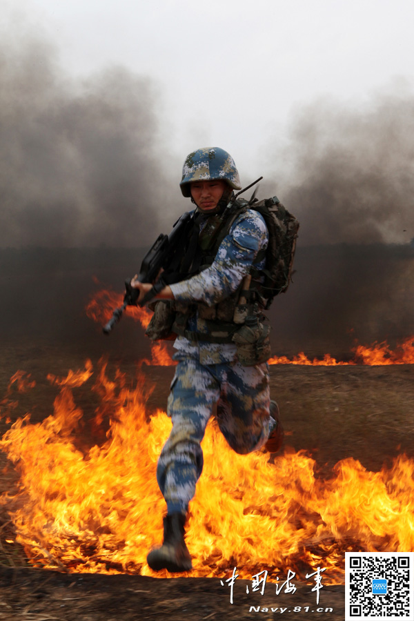 �Һ���½ս��ѵ����һƬ��